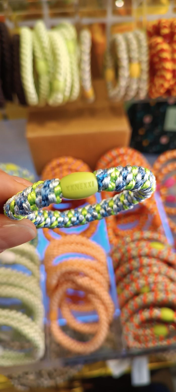 Kknekki Melange bleu neon vert