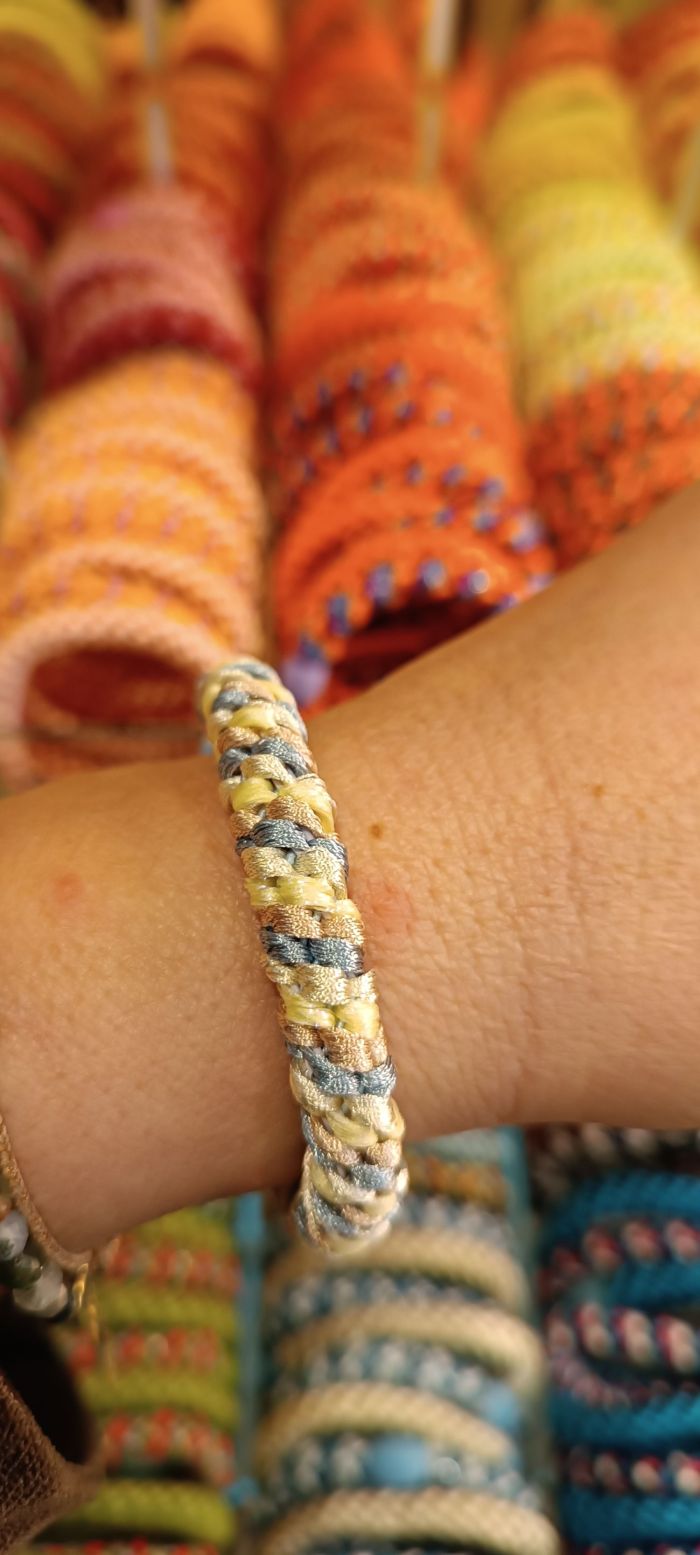 Kknekki Melange de paillettes bleu d'eau et jaune clair 