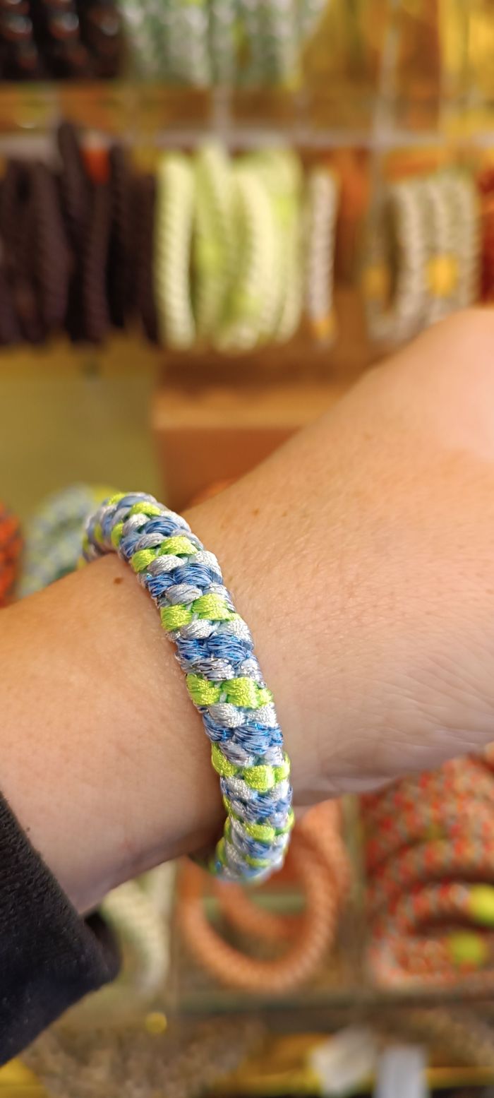 Kknekki Melange bleu neon vert