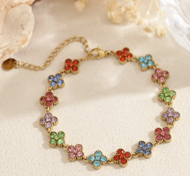 Bracelet trèfles pavés de zircons – éclat joaillier en acier inoxydable - multicolor