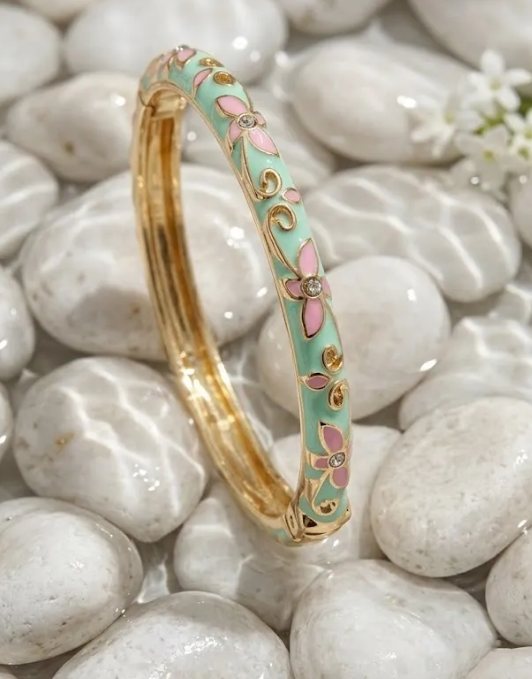 BRACELET JONC THAILANDAIS CELADON FLEURI