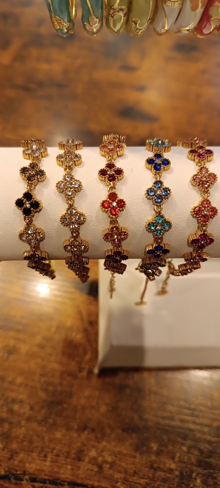 Bracelet trèfles pavés de zircons – éclat joaillier en acier inoxydable - Noir