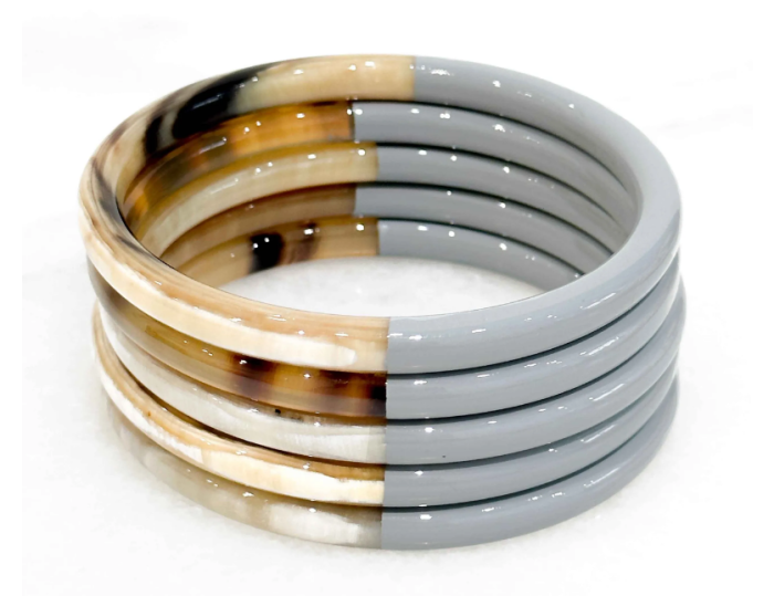 BRACELET EN CORNE VERITABLE GRIS