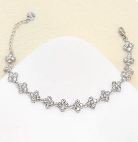 Bracelet trèfles pavés de zircons – éclat joaillier en acier inoxydable - Argenté